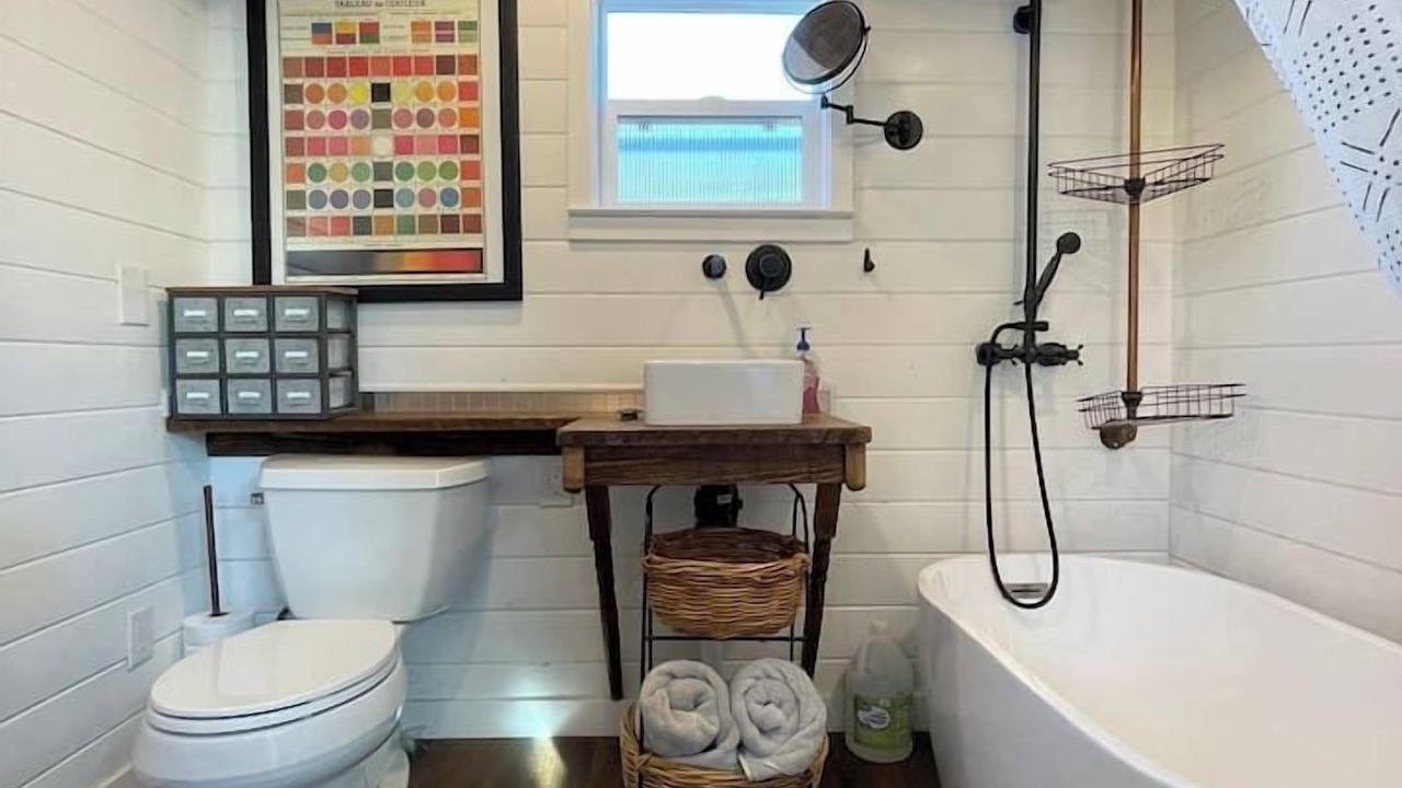 Photo of Bathroom in North and East