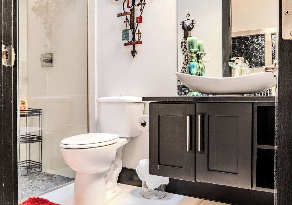 Photo of Bathroom in Northeast El Paso