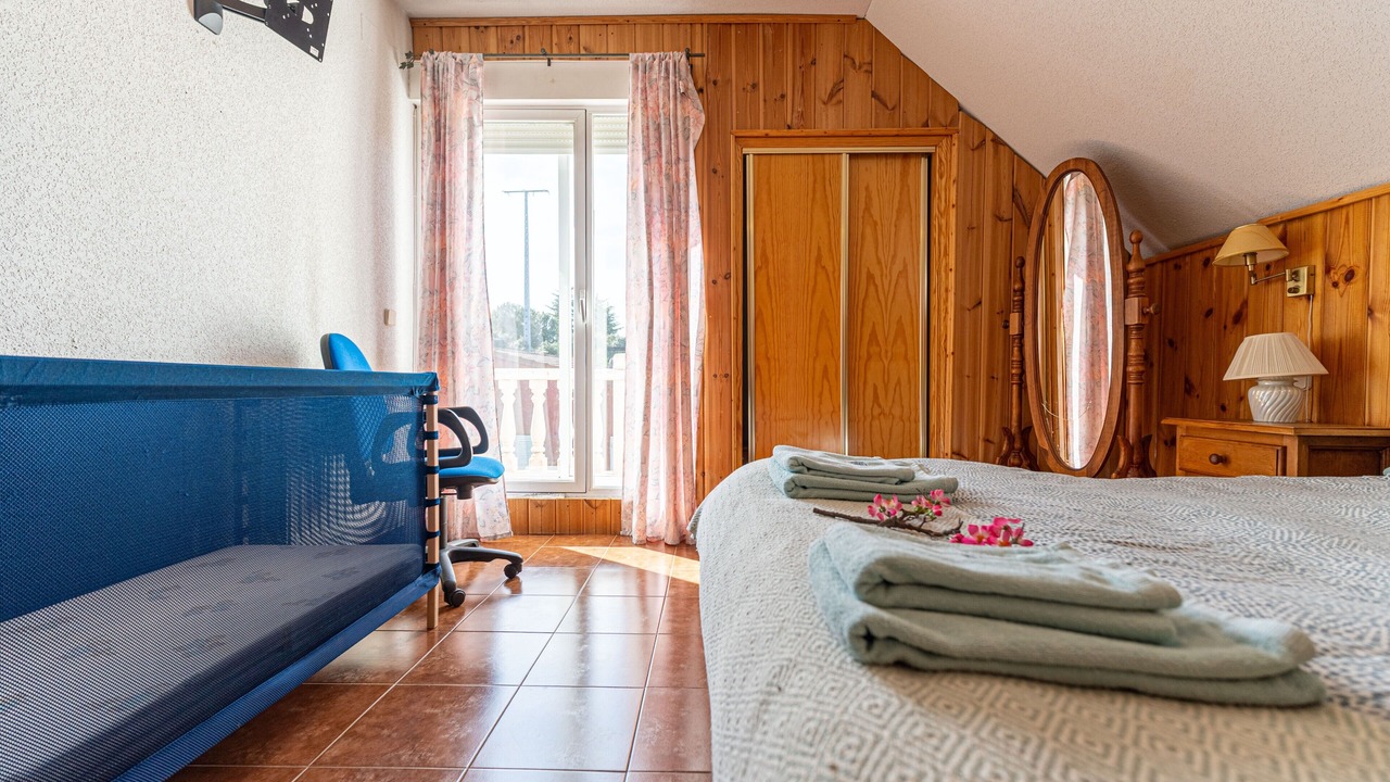 Photo of Bedroom in Los Angeles de San Rafael
