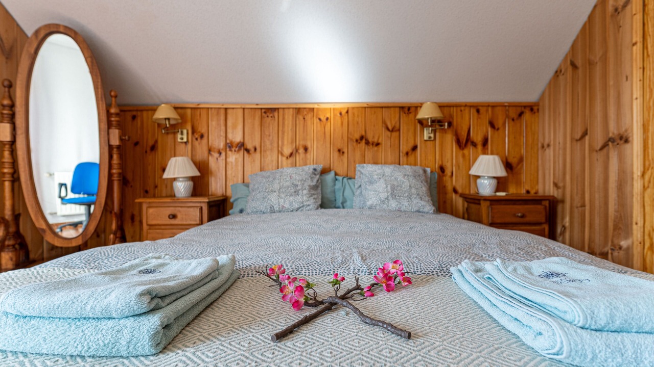 Photo of Bedroom in Los Angeles de San Rafael