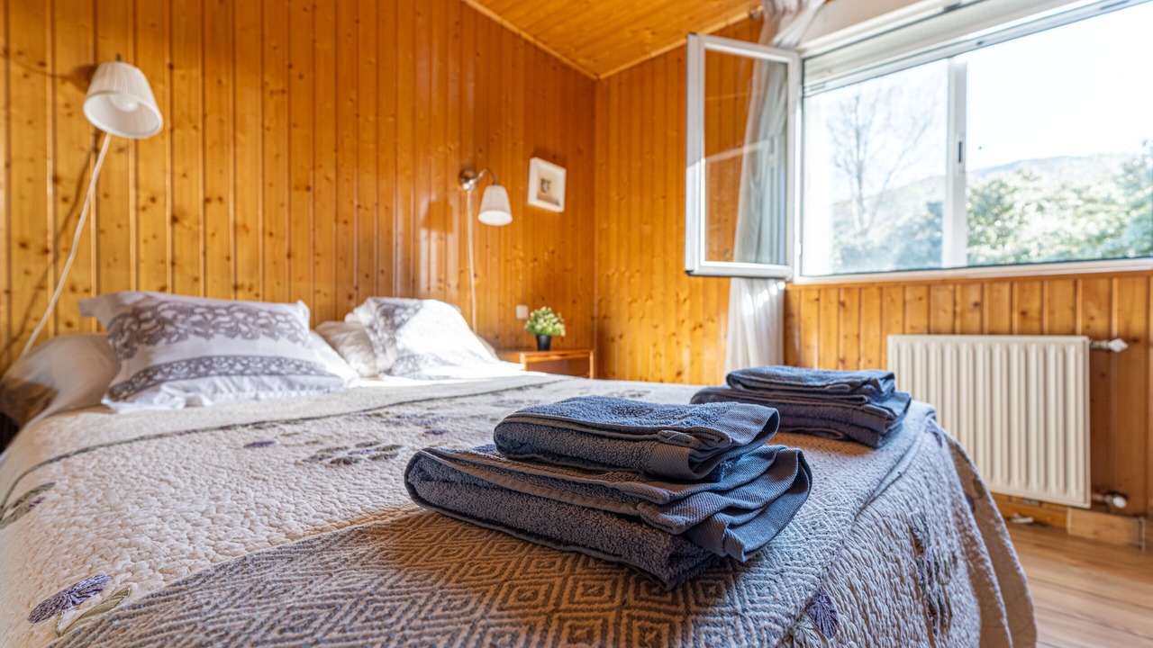 Photo of Bedroom in Los Angeles de San Rafael