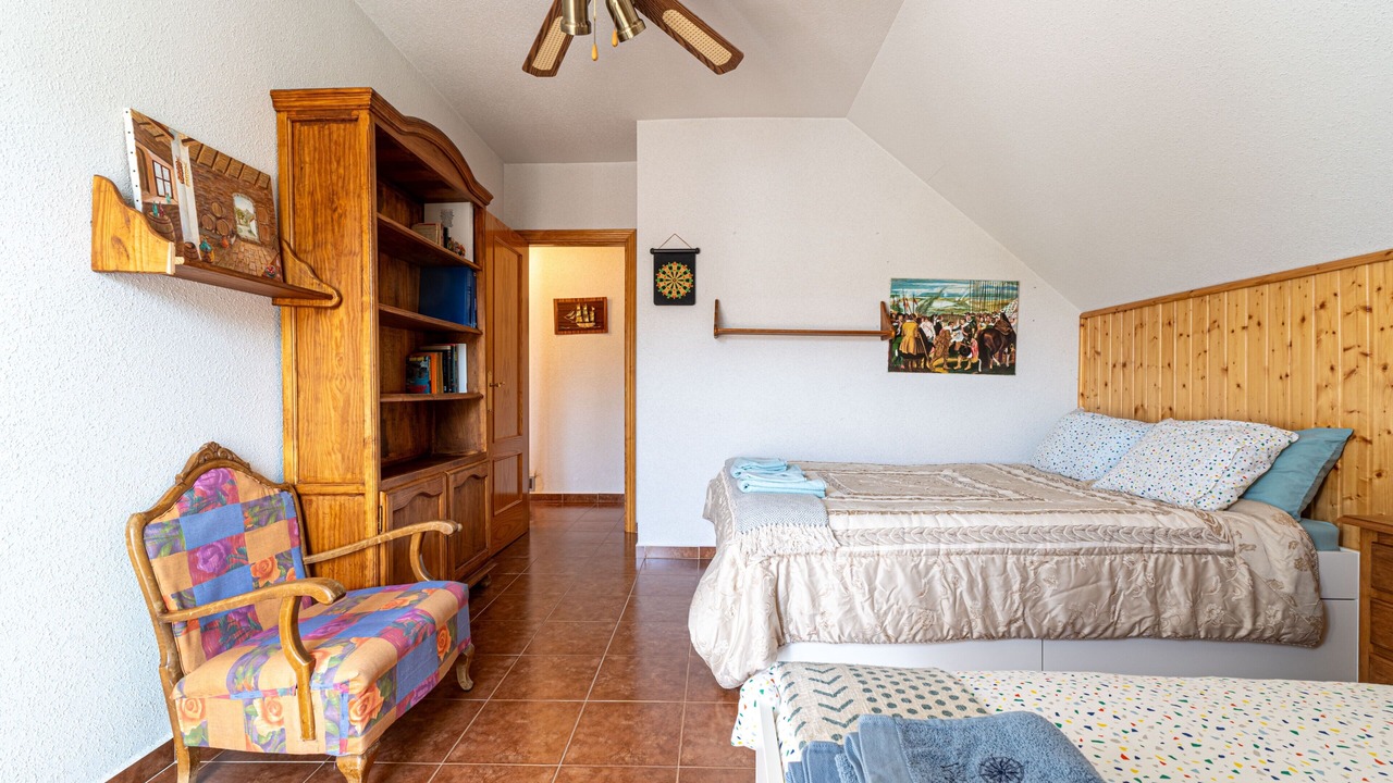 Photo of Bedroom in Los Angeles de San Rafael