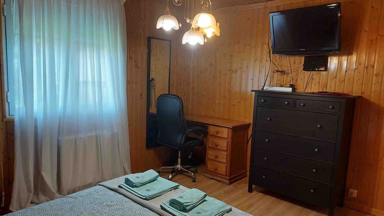 Photo of Bedroom in Los Angeles de San Rafael