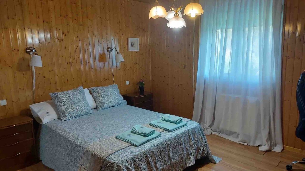 Photo of Bedroom in Los Angeles de San Rafael