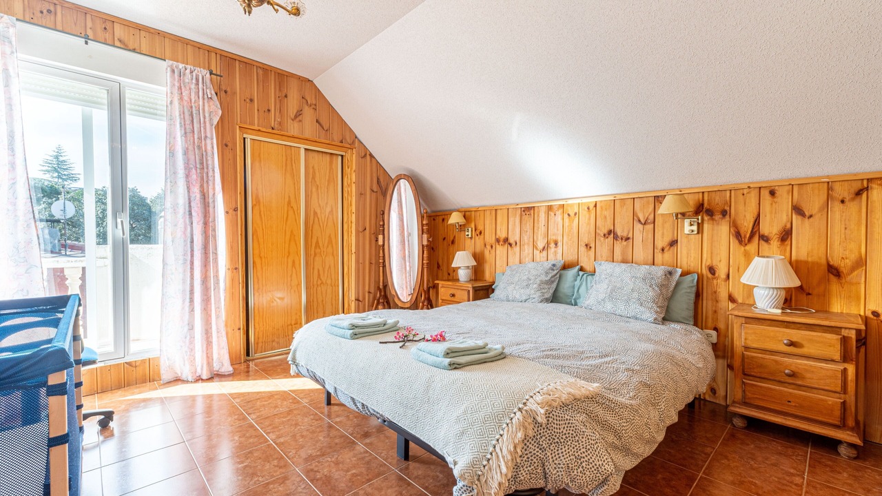 Photo of Bedroom in Los Angeles de San Rafael