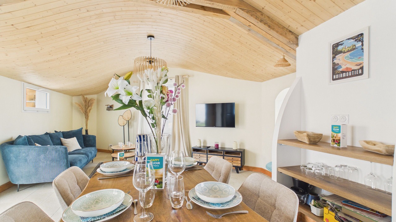 Photo of Others in L'Epine