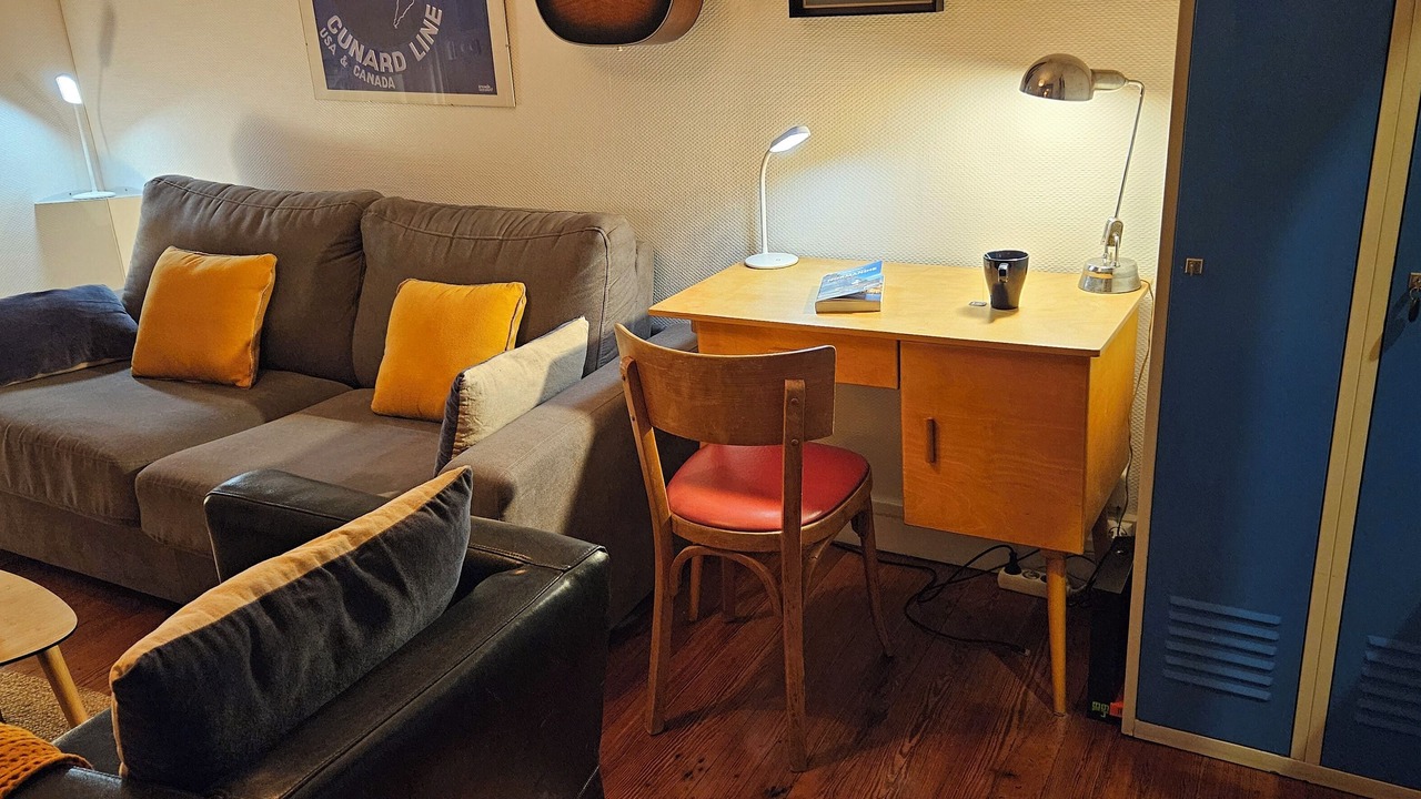 Photo of Livingroom in Anatole France Danton