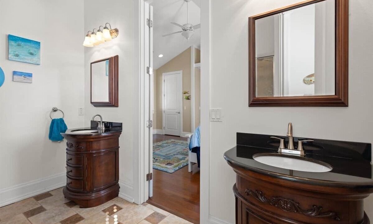 Photo of Bathroom in Steinhatchee