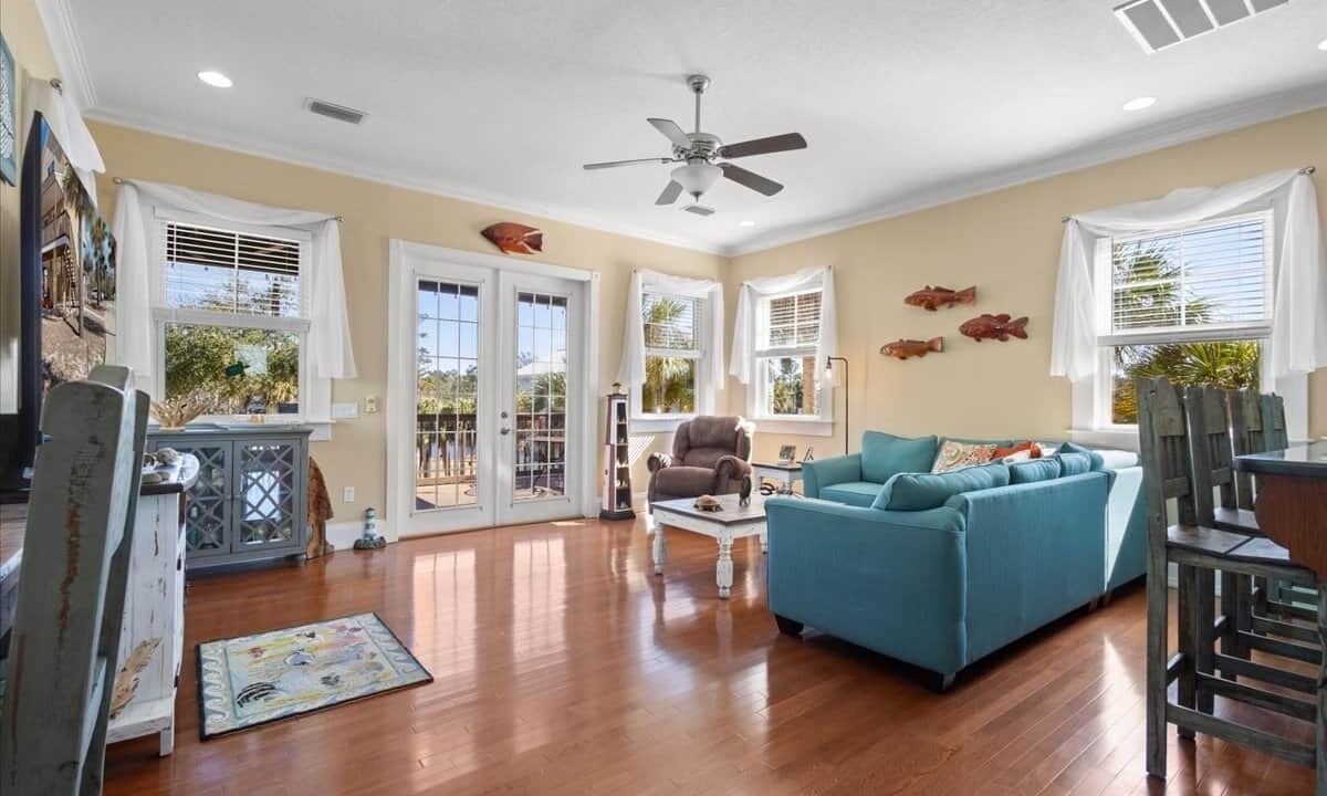 Photo of Livingroom in Steinhatchee