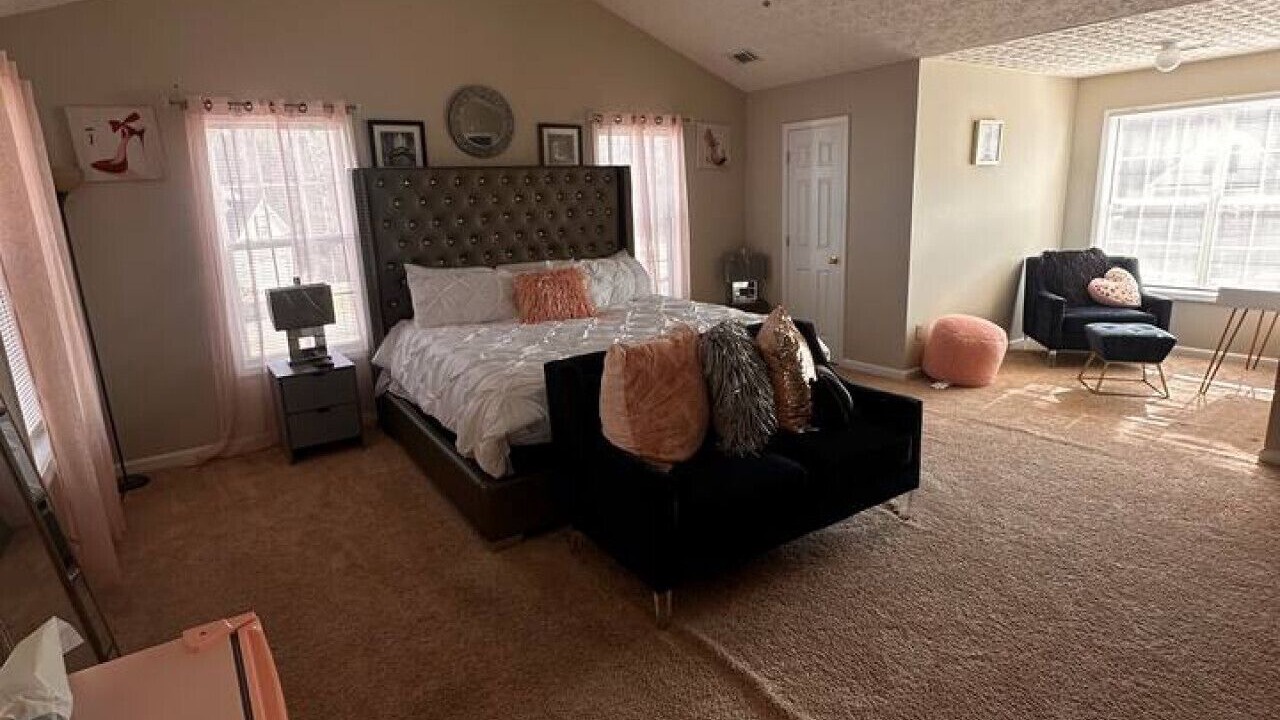 Photo of Bedroom in Oak Hill
