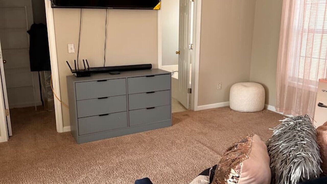 Photo of Bedroom in Oak Hill