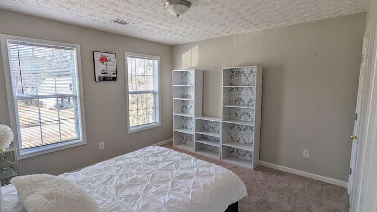 Photo of Bedroom in Oak Hill
