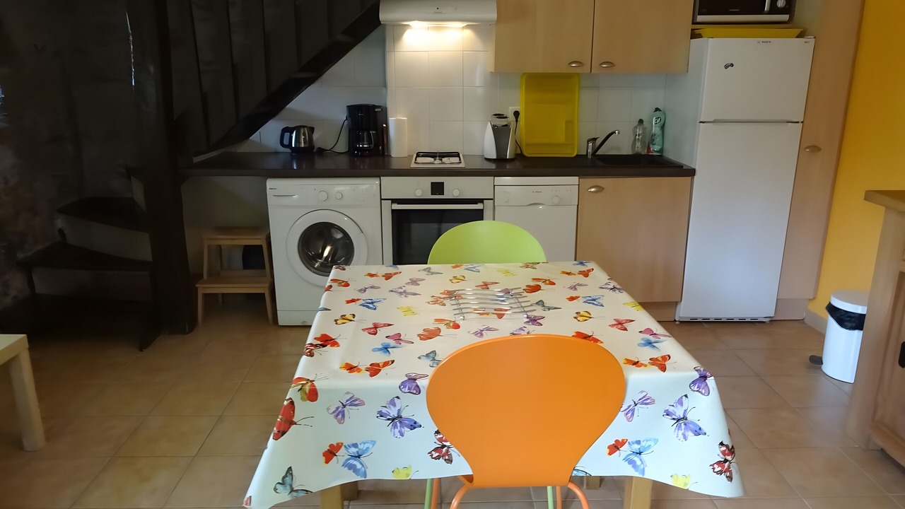 Photo of Kitchen in Salles-Curan