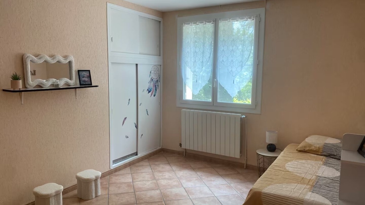 Photo of Bedroom in Mane