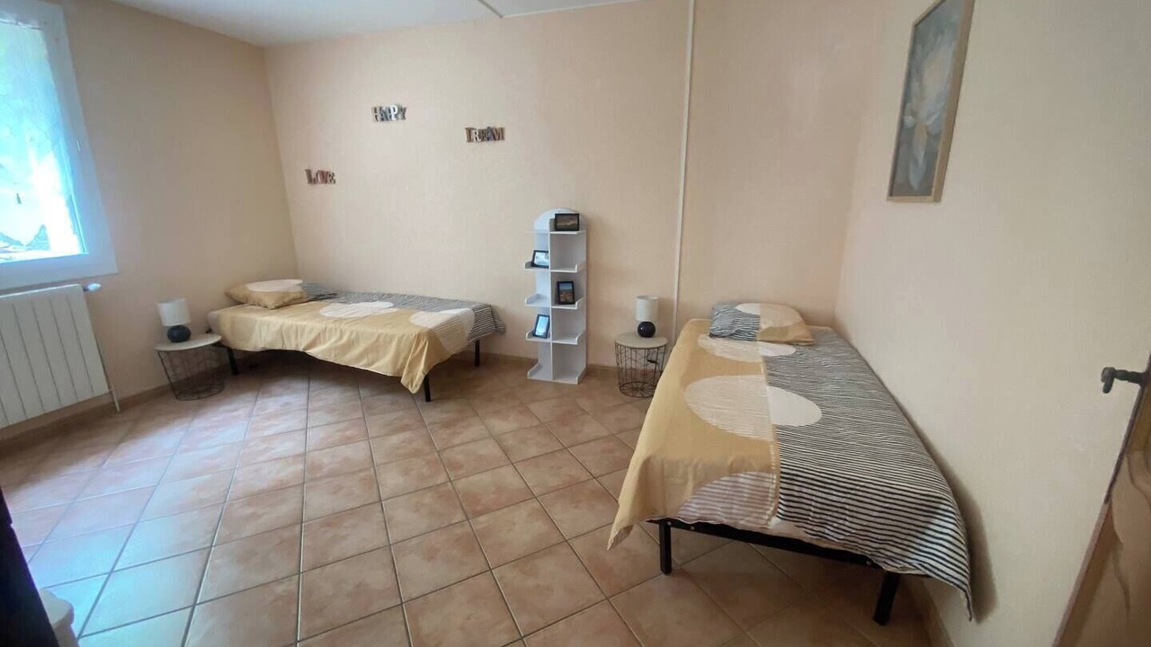 Photo of Bedroom in Mane