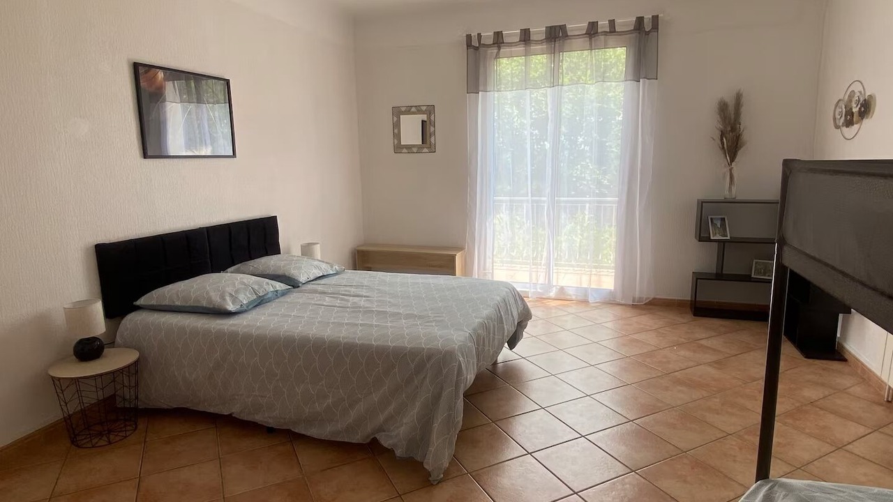 Photo of Bedroom in Mane