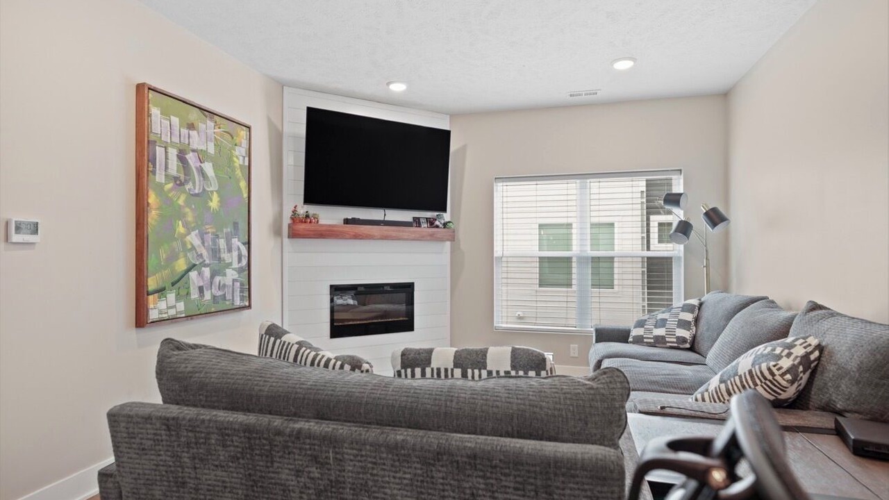 Photo of Livingroom in Little Italy
