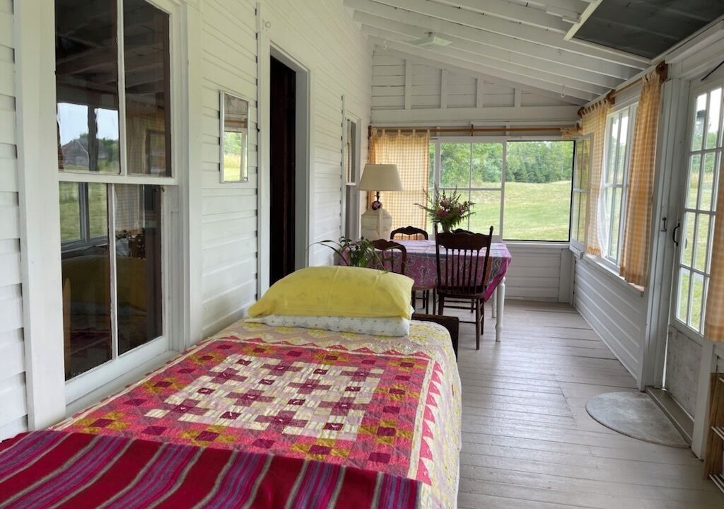 Photo of Bedroom in Perry