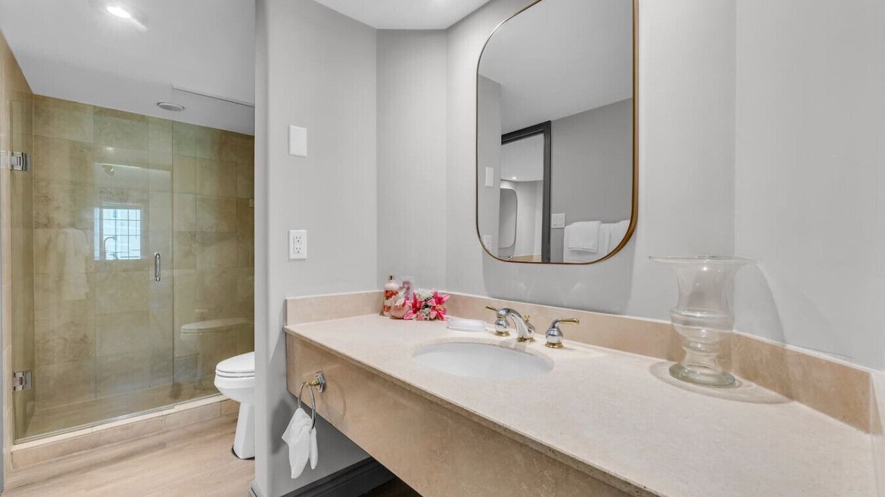Photo of Bathroom in Oro-Medonte