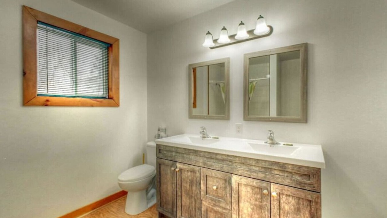 Photo of Bathroom in The Blue Mountains