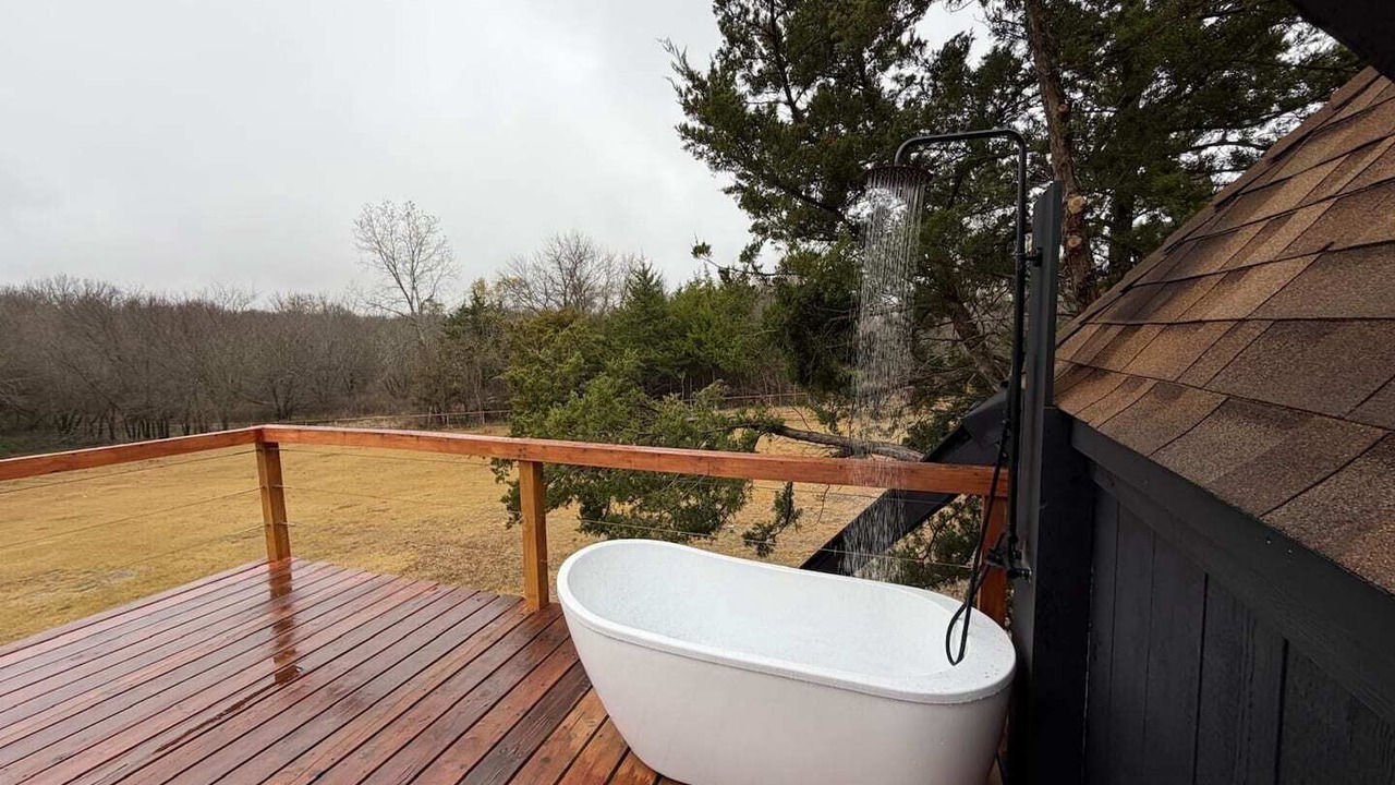 Photo of Outdoor in Van Alstyne