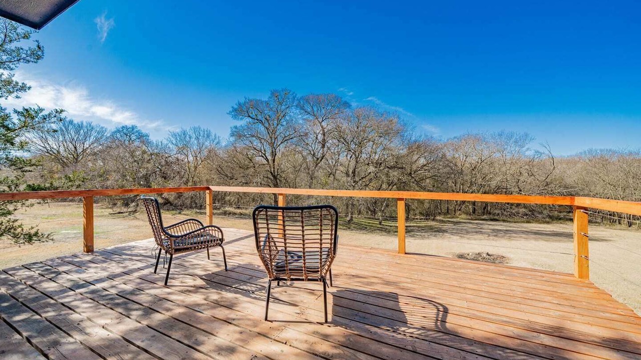 Photo of Patio Balcony in Van Alstyne