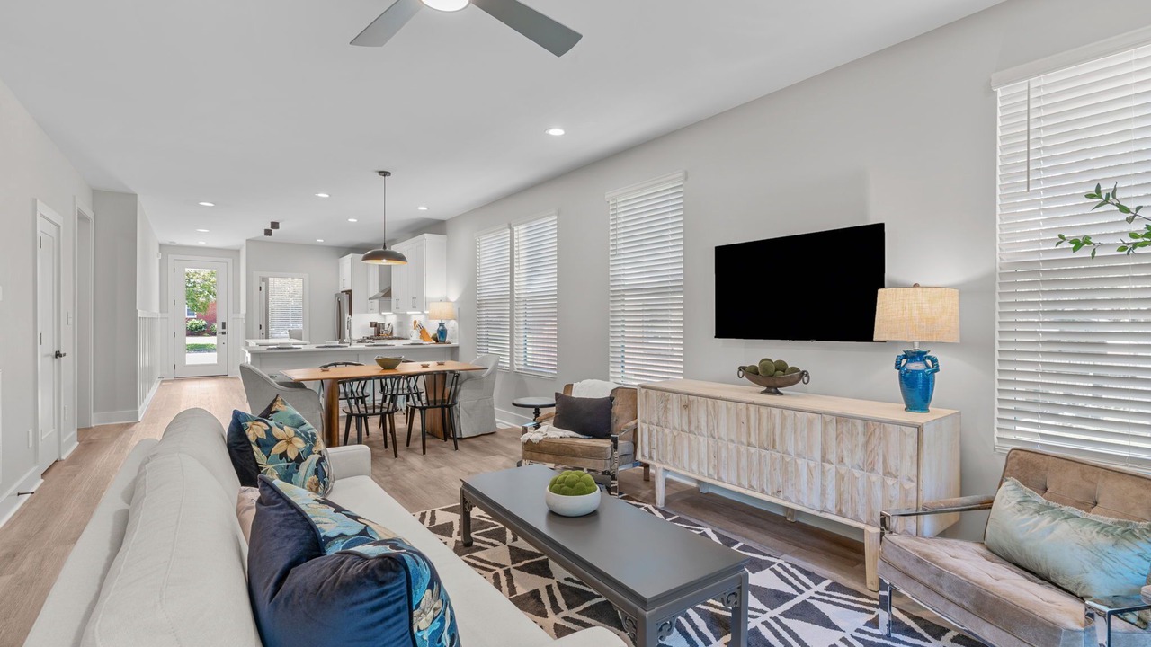 Photo of Livingroom in East Raleigh