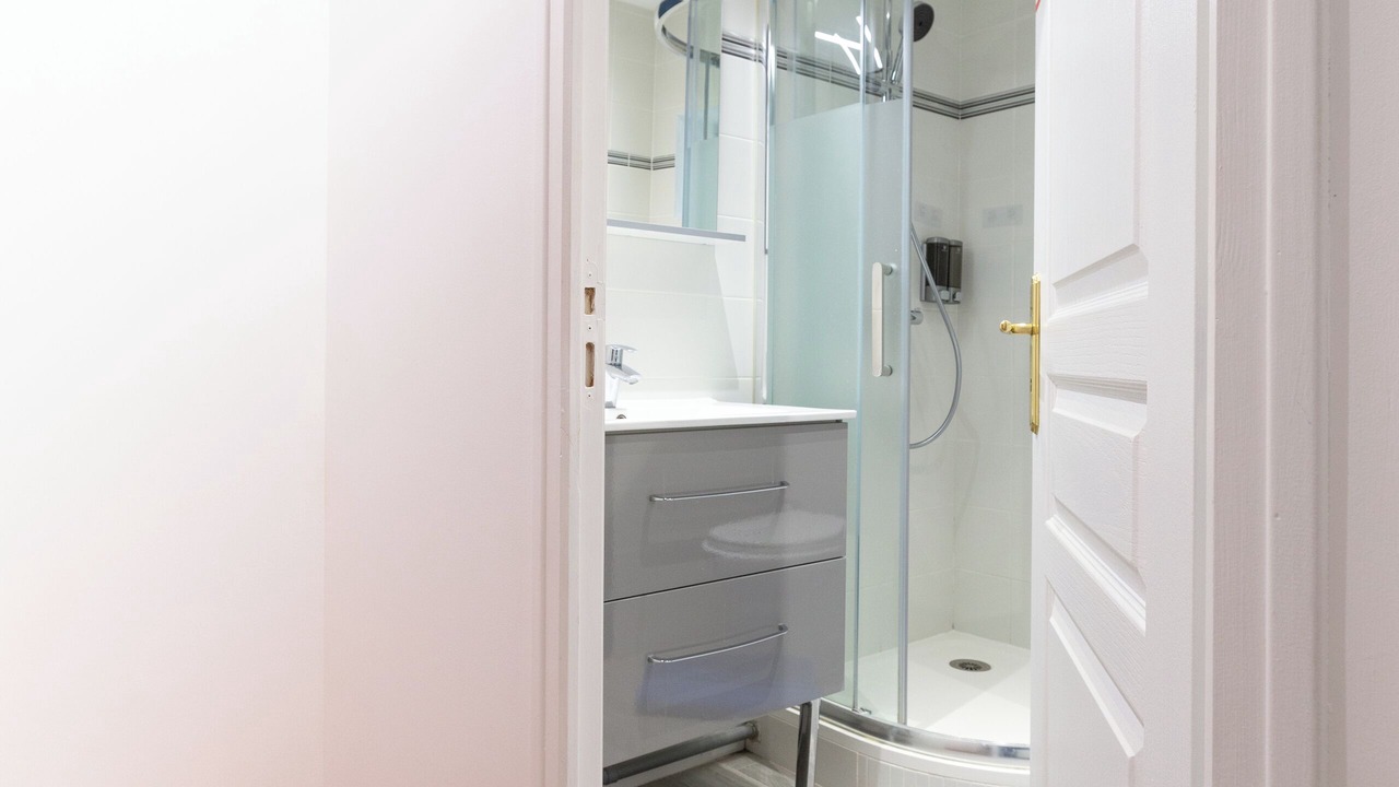 Photo of Bathroom in Bayeux