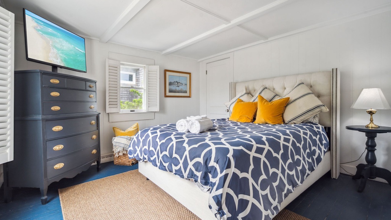 Photo of Bedroom in Newbury