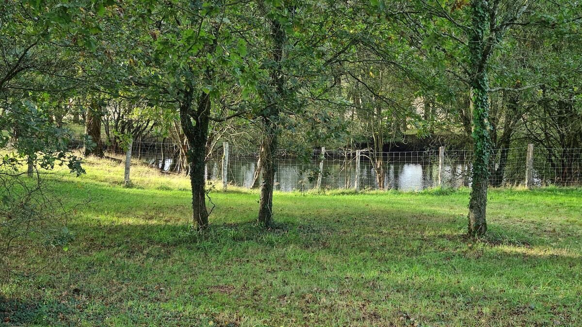 Photo of Others in La Boissiere-de-Montaigu