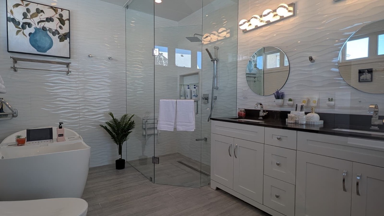 Photo of Bathroom in Niagara Falls