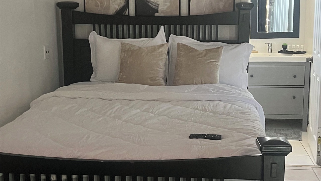Photo of Bedroom in Miramar