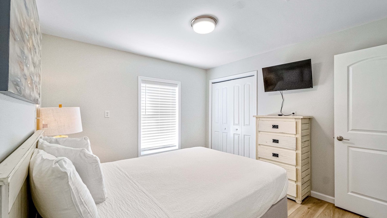 Photo of Bedroom in Ono Island