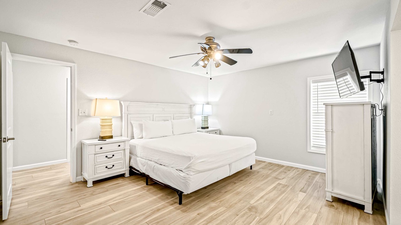 Photo of Bedroom in Ono Island