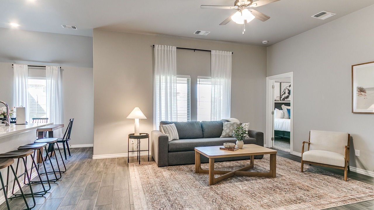 Photo of Livingroom in Moore