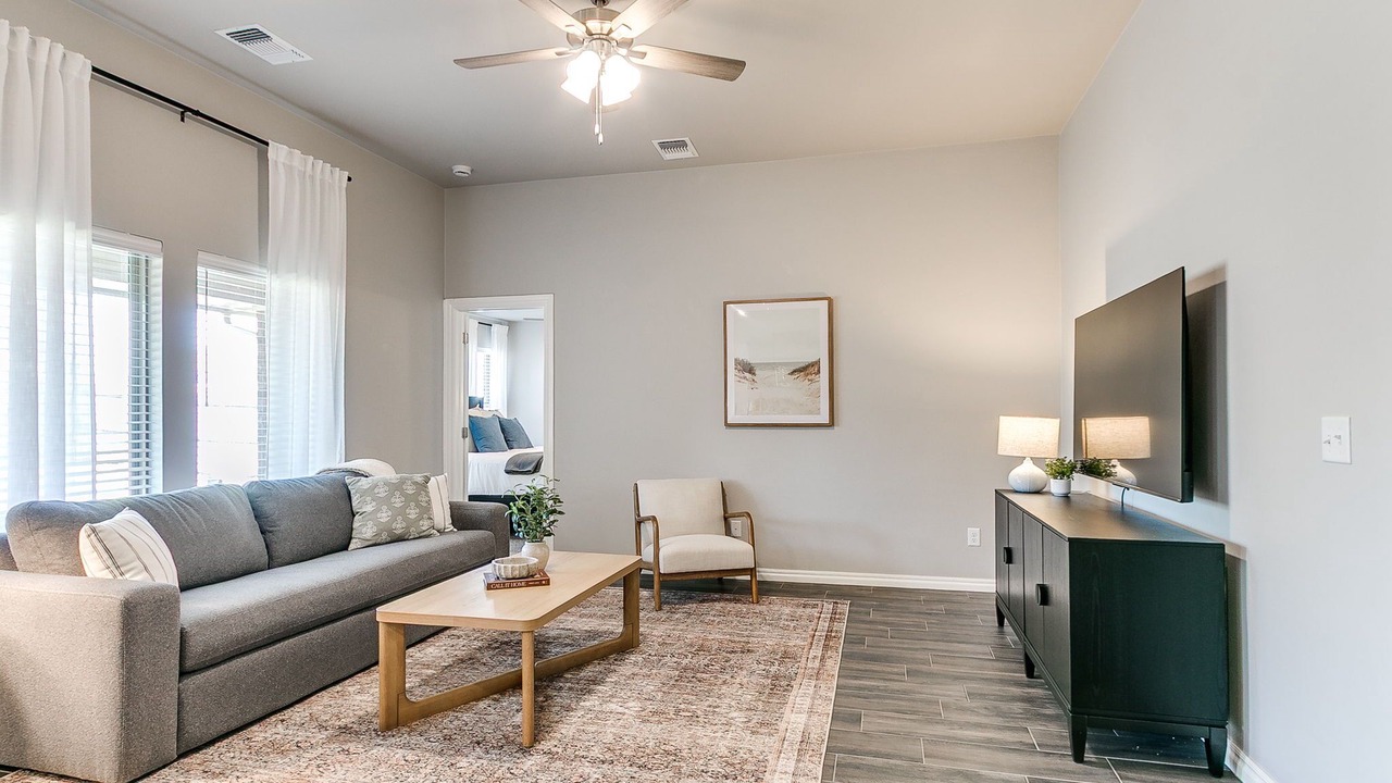 Photo of Livingroom in Moore