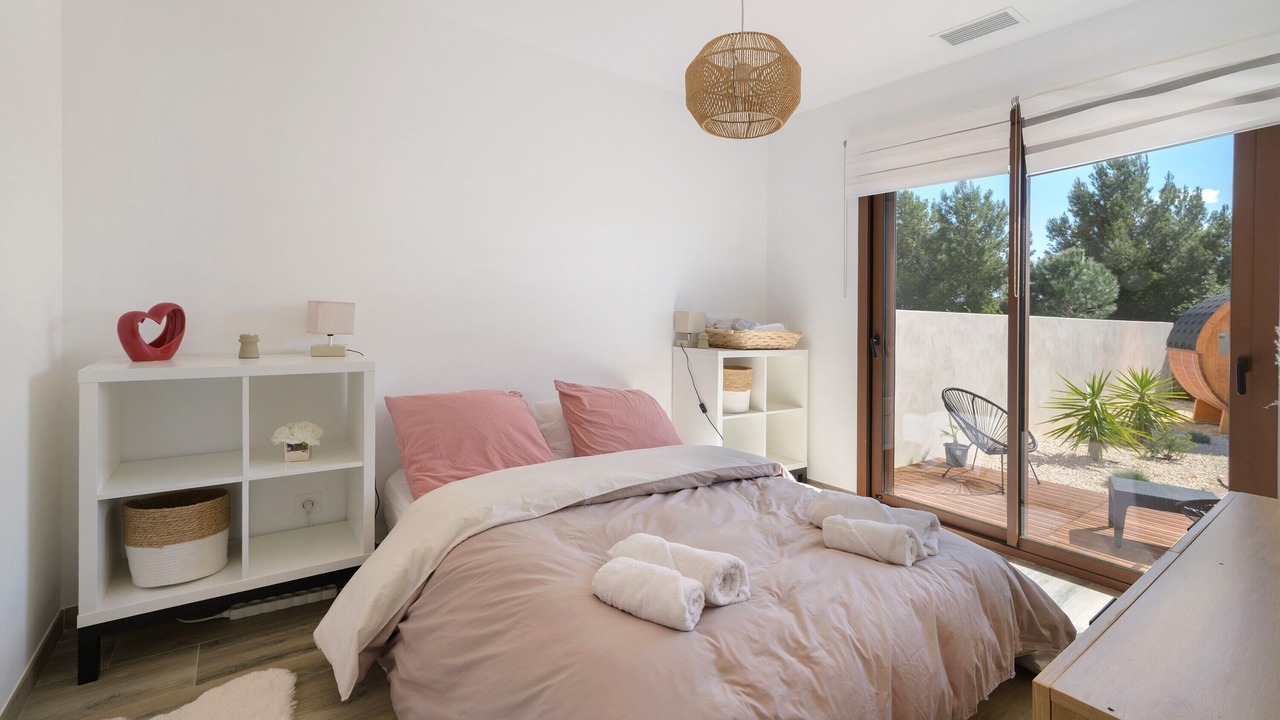 Photo of Bedroom in Le Somail