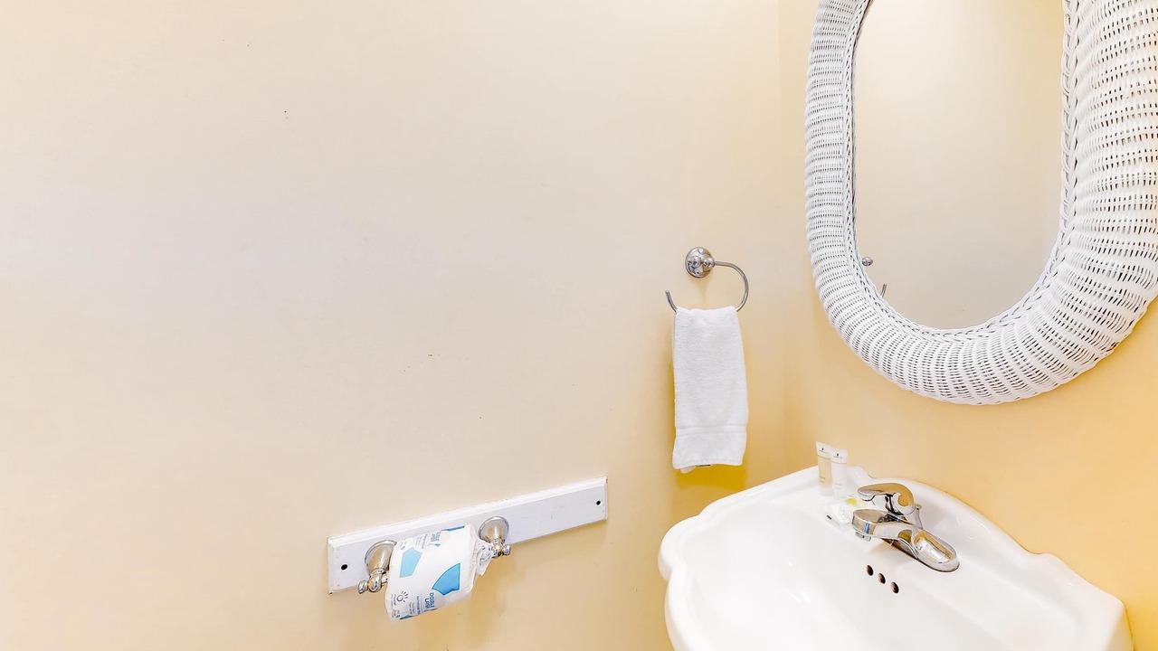 Photo of Bathroom in Southpointe