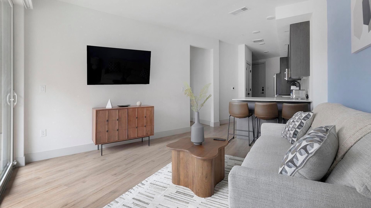 Photo of Livingroom in MLK