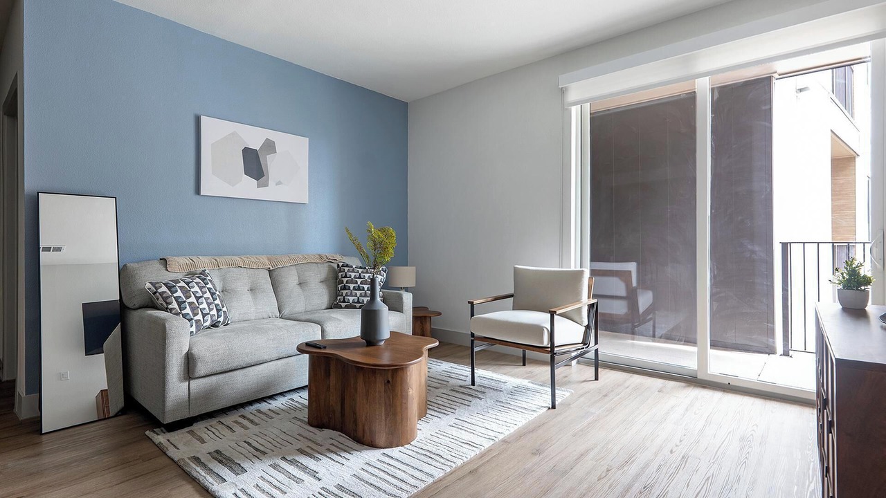 Photo of Livingroom in MLK