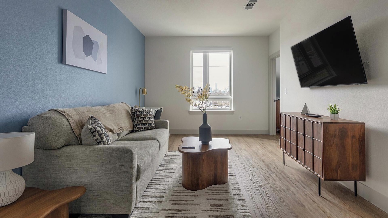 Photo of Livingroom in MLK