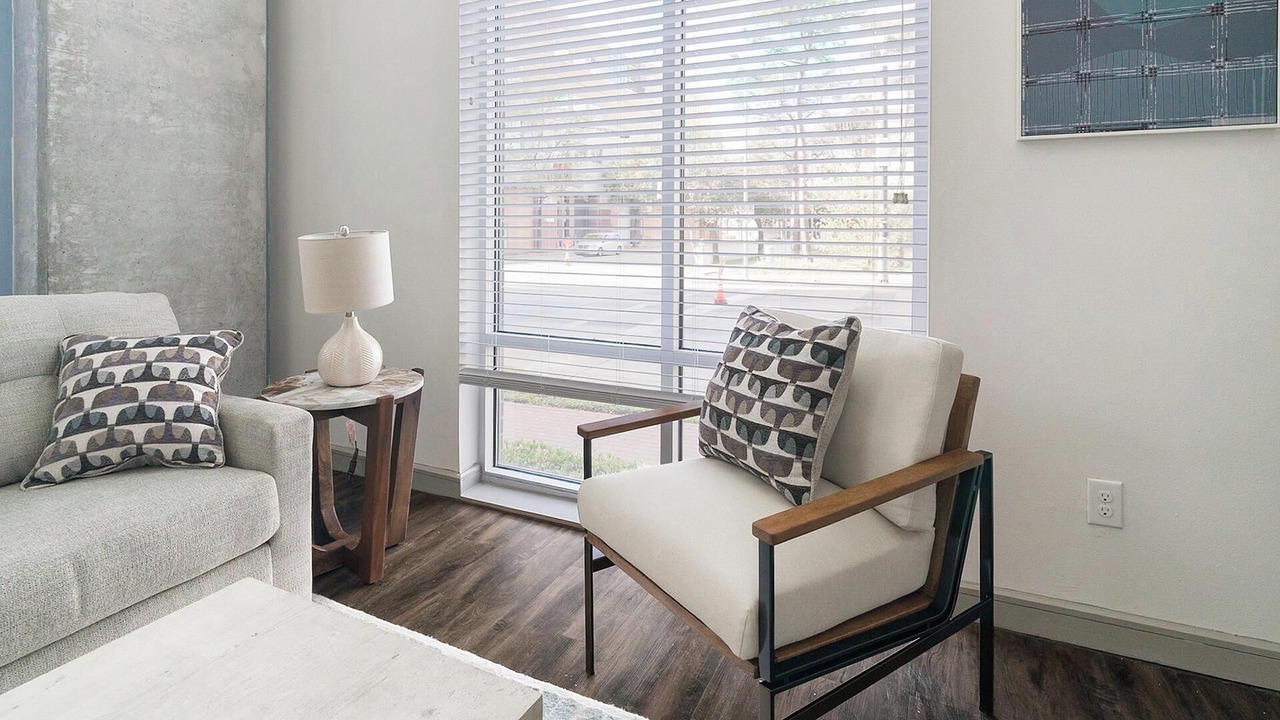 Photo of Livingroom in Central Business District