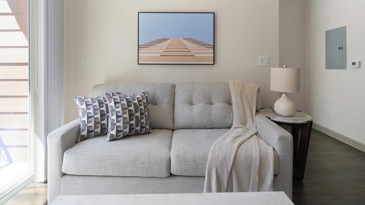 Photo of Livingroom in Central Business District