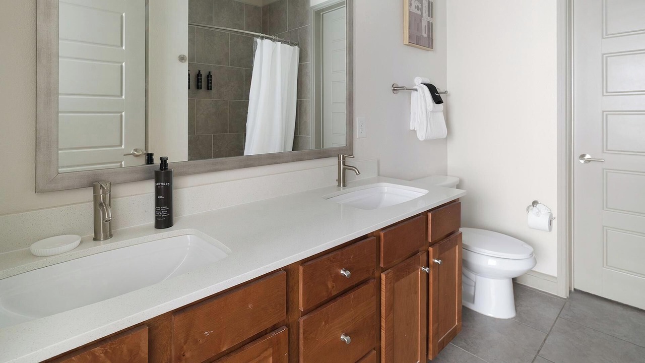 Photo of Bathroom in Central Business District
