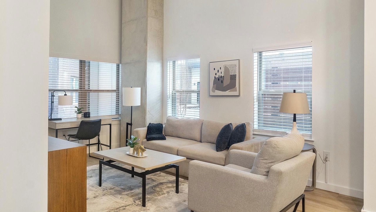 Photo of Livingroom in Chapel Hill