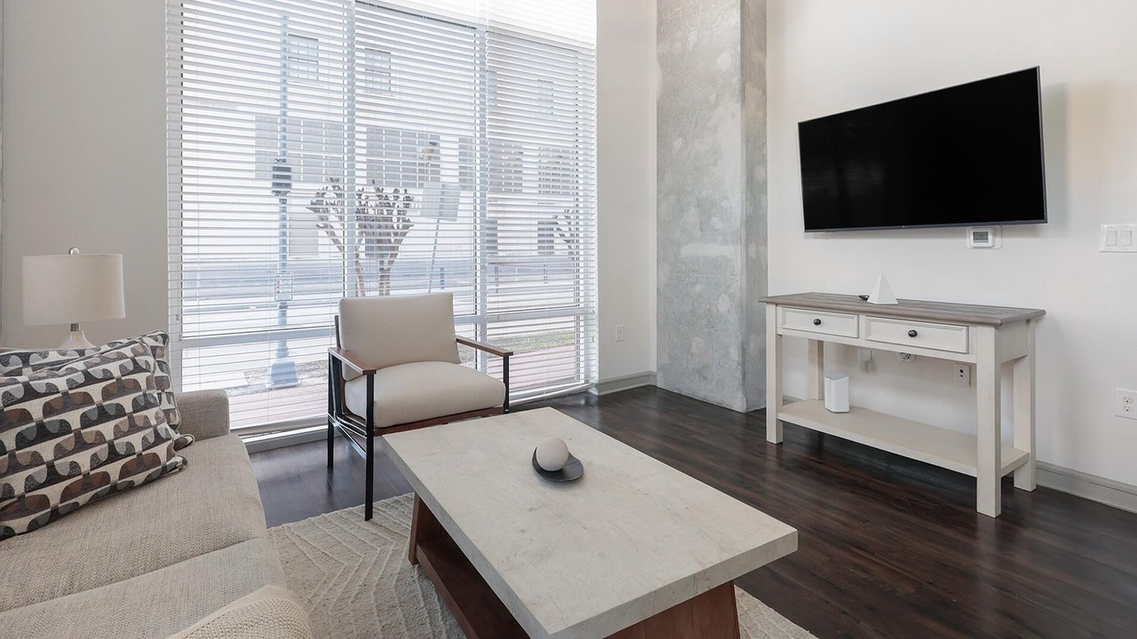 Photo of Livingroom in Central Business District