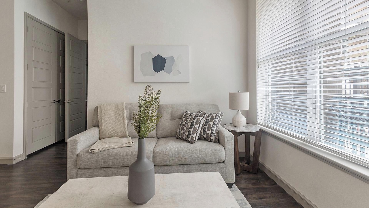 Photo of Livingroom in Central Business District