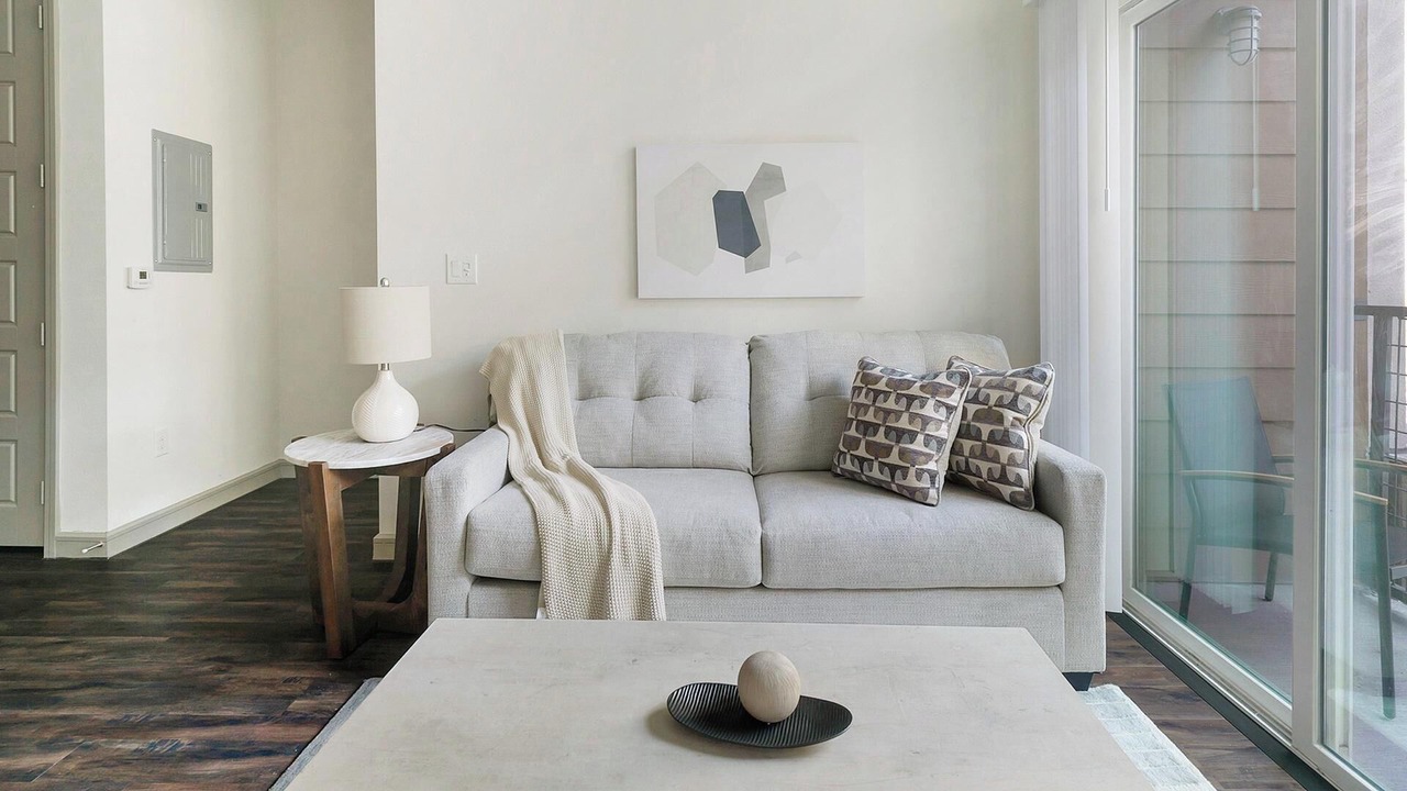 Photo of Livingroom in Central Business District