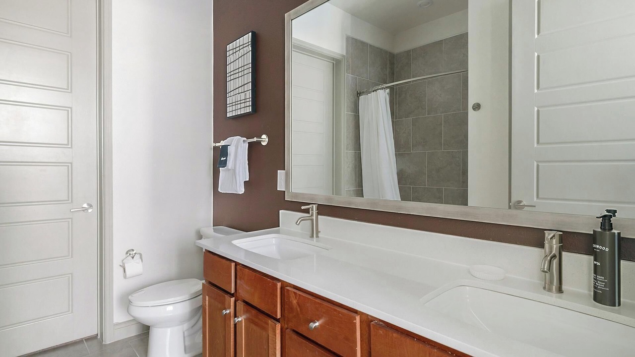 Photo of Bathroom in Central Business District