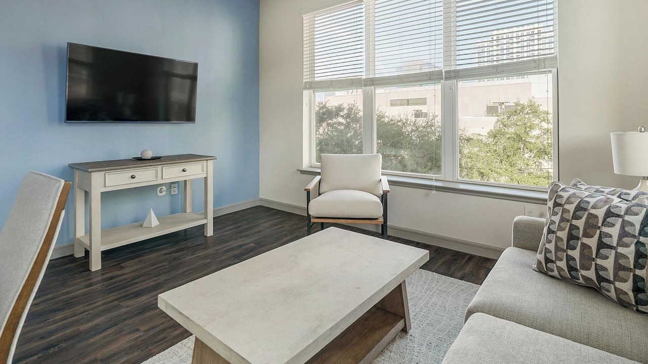 Photo of Livingroom in Central Business District